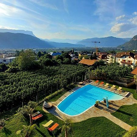 Hotel Garni Gruener Baum Laives Esterno foto
